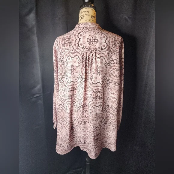 Notations Blouse - Picture 4 of 7